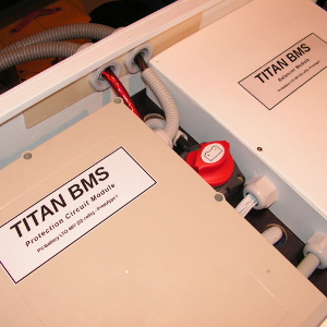 Die 2 BMS Module der TITAN one